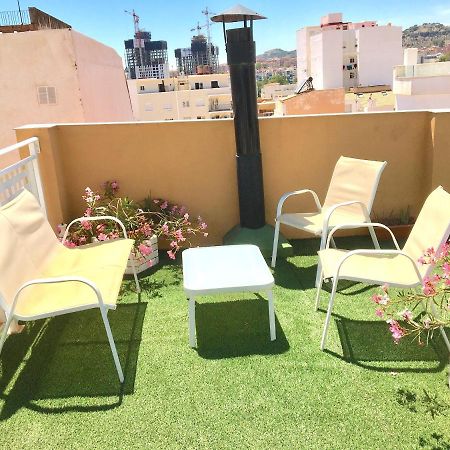 Room With Single Bed In Typical Townhouse With Rooftop Terrace Málaga Eksteriør billede