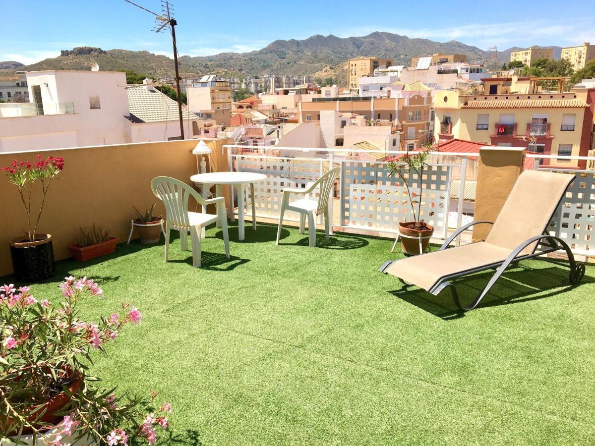 Room With Single Bed In Typical Townhouse With Rooftop Terrace Málaga Eksteriør billede